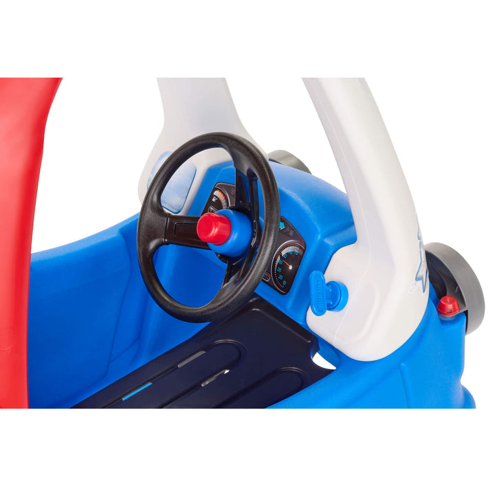Close-up of the steering wheel and clicker key on a white background