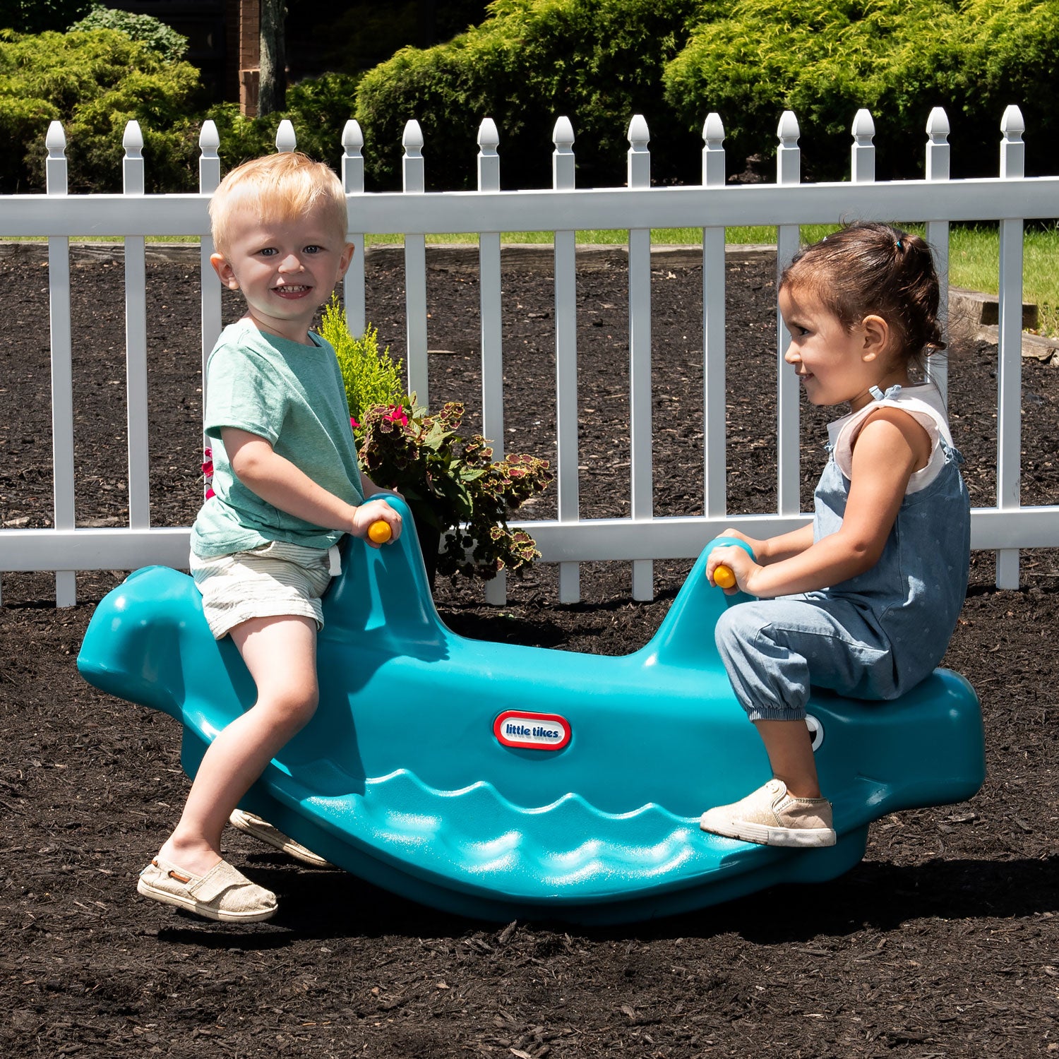 Little Tikes Seesaw Whale Teeter Totter 6 Zoom Image