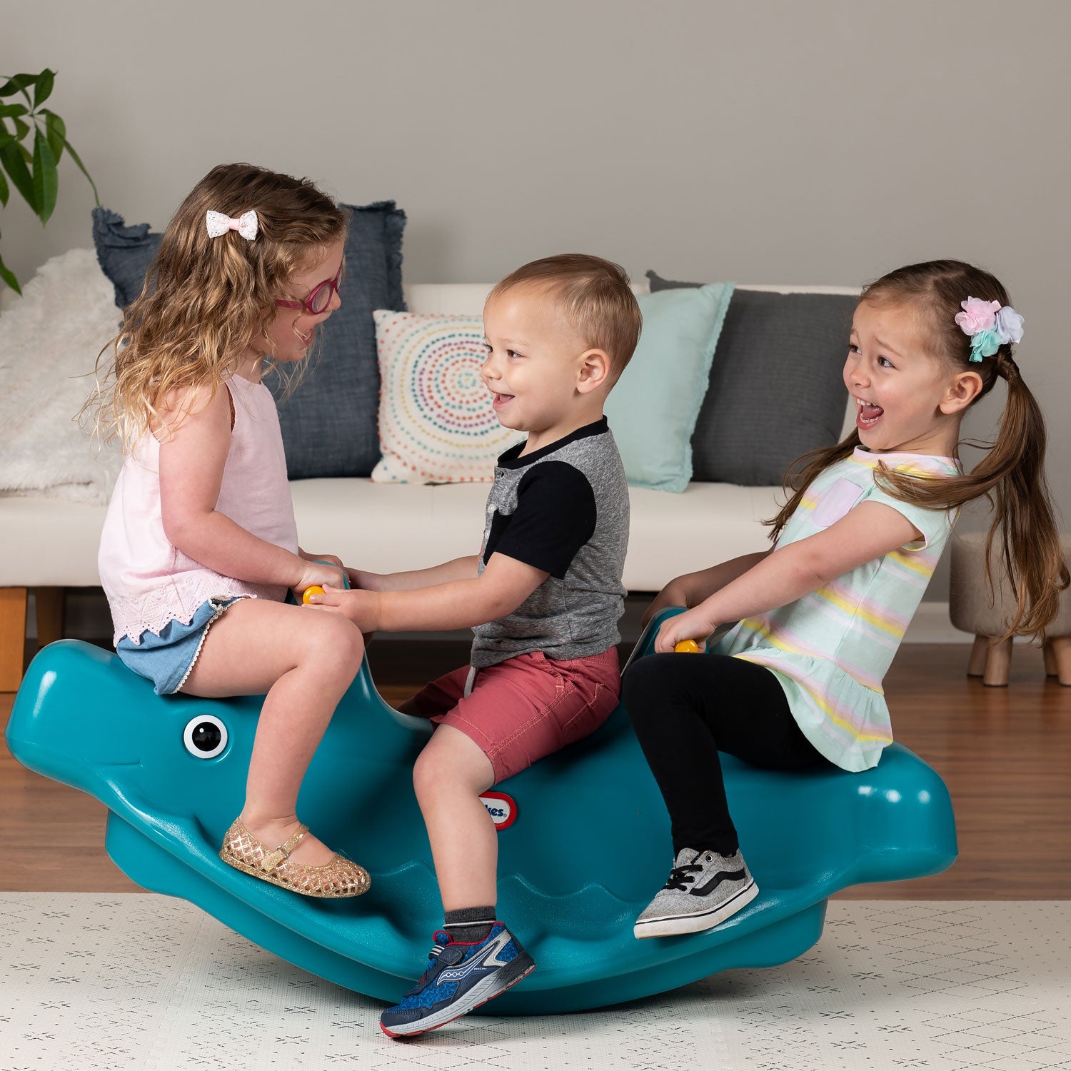 Little Tikes Seesaw Whale Teeter Totter 5 Zoom Image