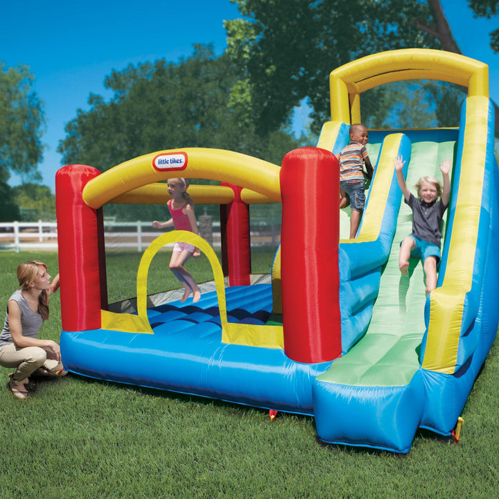 Giant Slide Bouncer offers tons of fun!