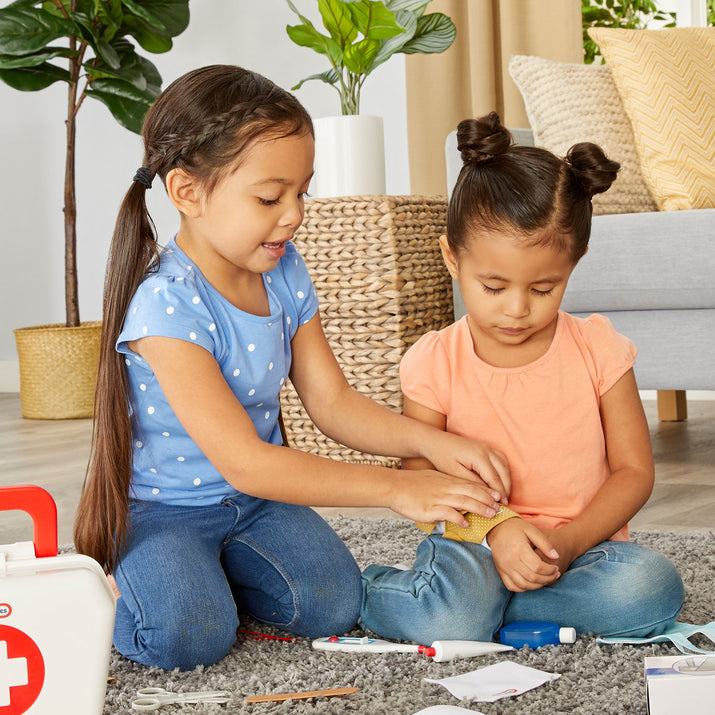 Little Tikes First Aid Kit – Pretend Play Medical Set – Official Little ...